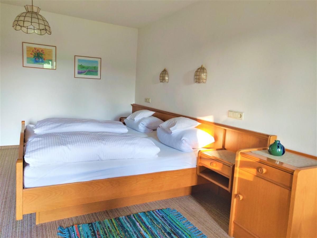 Pension Margaretenhof Bayerbach Buitenkant foto